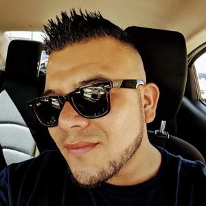 Meet your Posher, Everardo